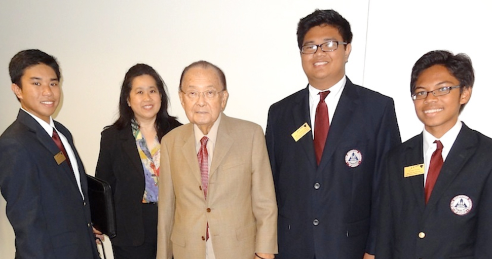 Read more about the article HOSA Remembers Senator Daniel Inouye (HI)
